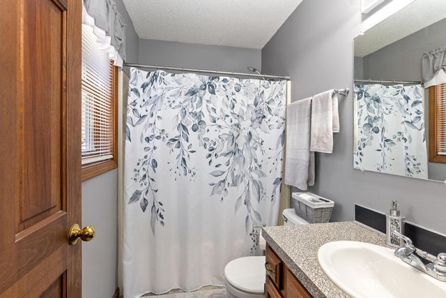 2902 63rd Street, Fennville, MI 49408