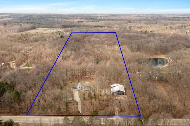 2902 63rd Street, Fennville, MI 49408