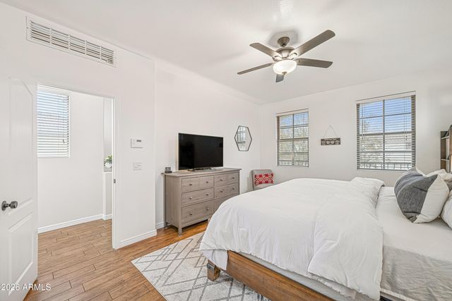 3942 S MANDARIN Way, Gilbert, AZ 85297