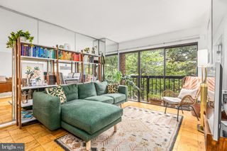 1001 26TH ST NW #306, Washington, DC 20037