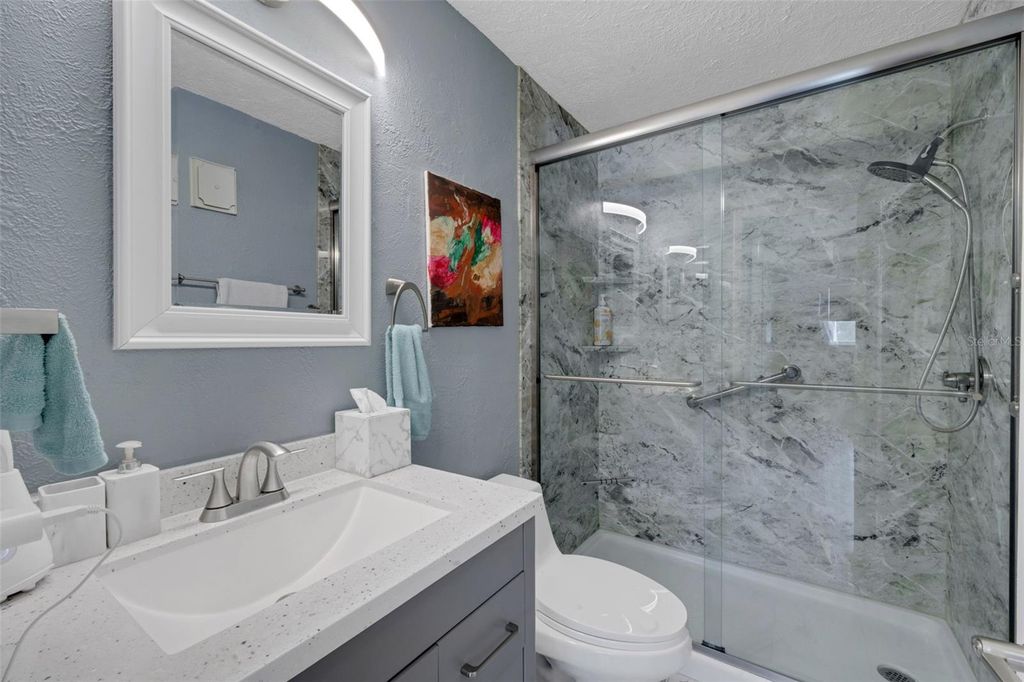 Image 24 of property listing at 121 ASPEN CIRCLE 121, Seminole, FL 33777