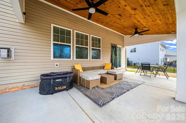 130 Bay Laurel Drive, Mooresville, NC 28115