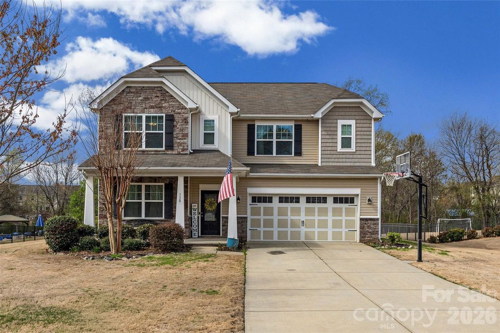 130 Bay Laurel Drive, Mooresville, NC 28115