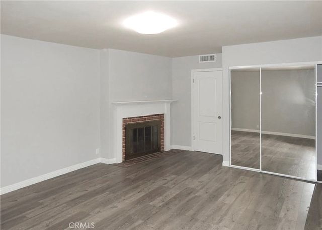 7349 Etiwanda, Reseda, CA 91335