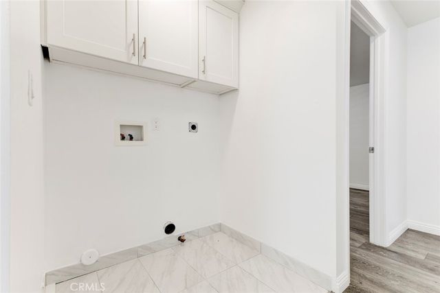 7349 Etiwanda, Reseda, CA 91335
