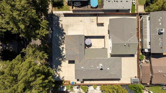 7349 Etiwanda, Reseda, CA 91335