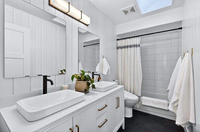 1624 S Rocky Ridge Dr, Spokane Valley, WA 99212