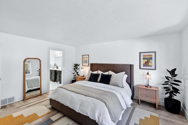 1624 S Rocky Ridge Dr, Spokane Valley, WA 99212