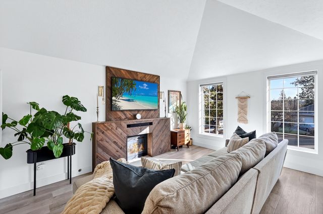 1624 S Rocky Ridge Dr, Spokane Valley, WA 99212