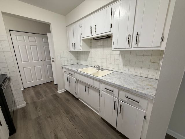 2310 N Harlem Avenue 602, Elmwood Park, IL 60707