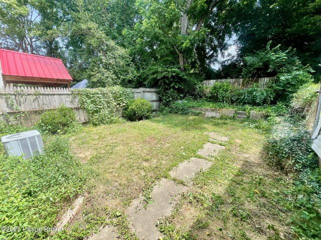 813 Swan St, Louisville, KY 40204