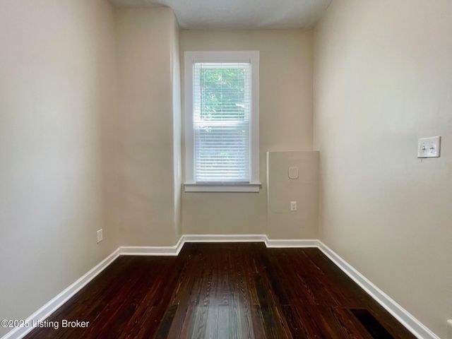 813 Swan St, Louisville, KY 40204