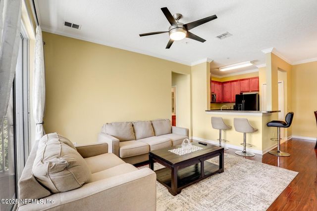8601 BEACH Boulevard 1222, Jacksonville, FL 32216