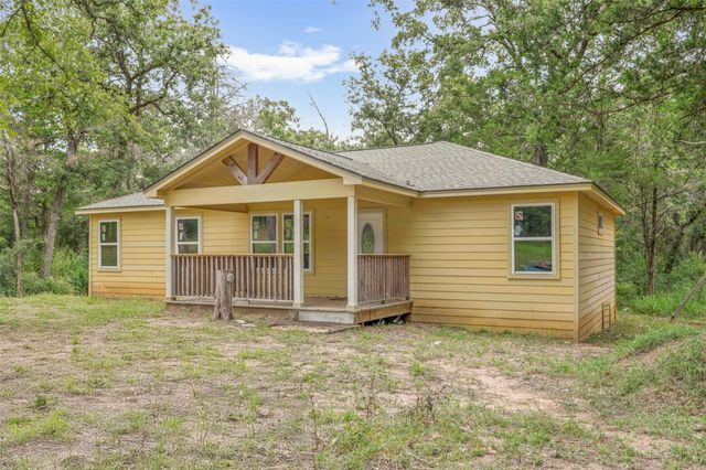 315 Evergreen Lane, Caldwell, TX 77836