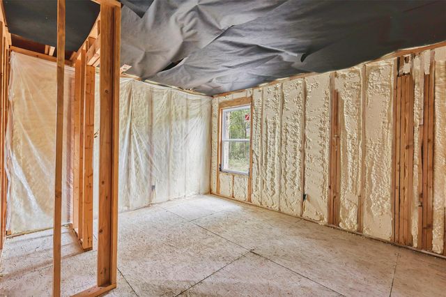 315 Evergreen Lane, Caldwell, TX 77836