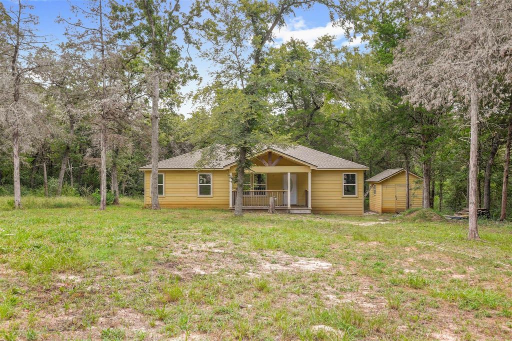 315 Evergreen Lane, Caldwell, TX 77836