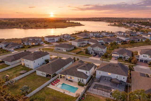 1689 CRANLEIGH DR, Winter Garden, FL 34787