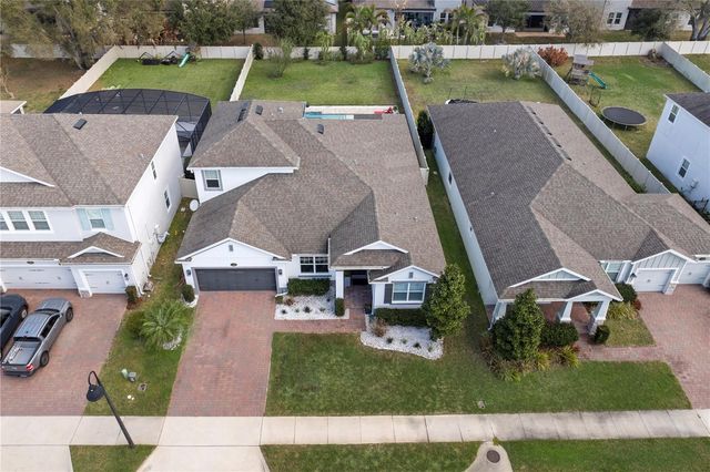 1689 CRANLEIGH DR, Winter Garden, FL 34787