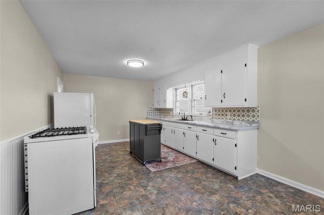 205 E Beech Street, Sikeston, MO 63801