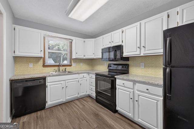 595 Macon Highway APT 41, Athens, GA 30606