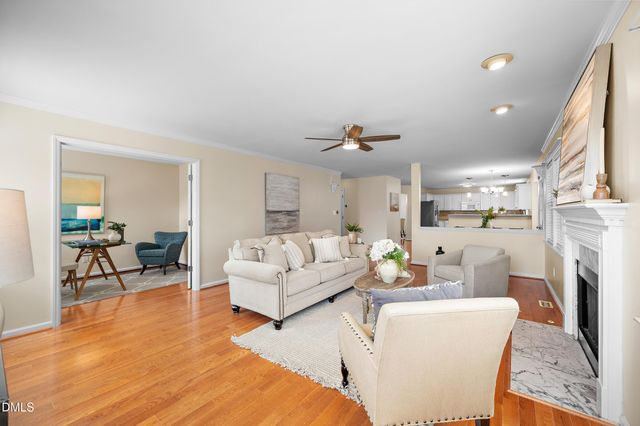 1004 Wild Sonnet Court, Apex, NC 27502