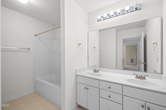 1004 Wild Sonnet Court, Apex, NC 27502