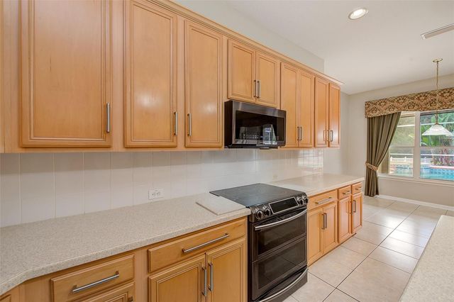 5516 GARDEN ARBOR DRIVE, Lutz, FL 33558