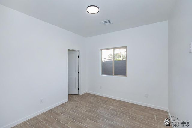 1603 S 43 Dr, Yuma, AZ 85364