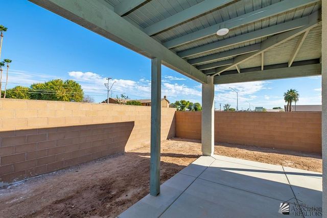 1603 S 43 Dr, Yuma, AZ 85364