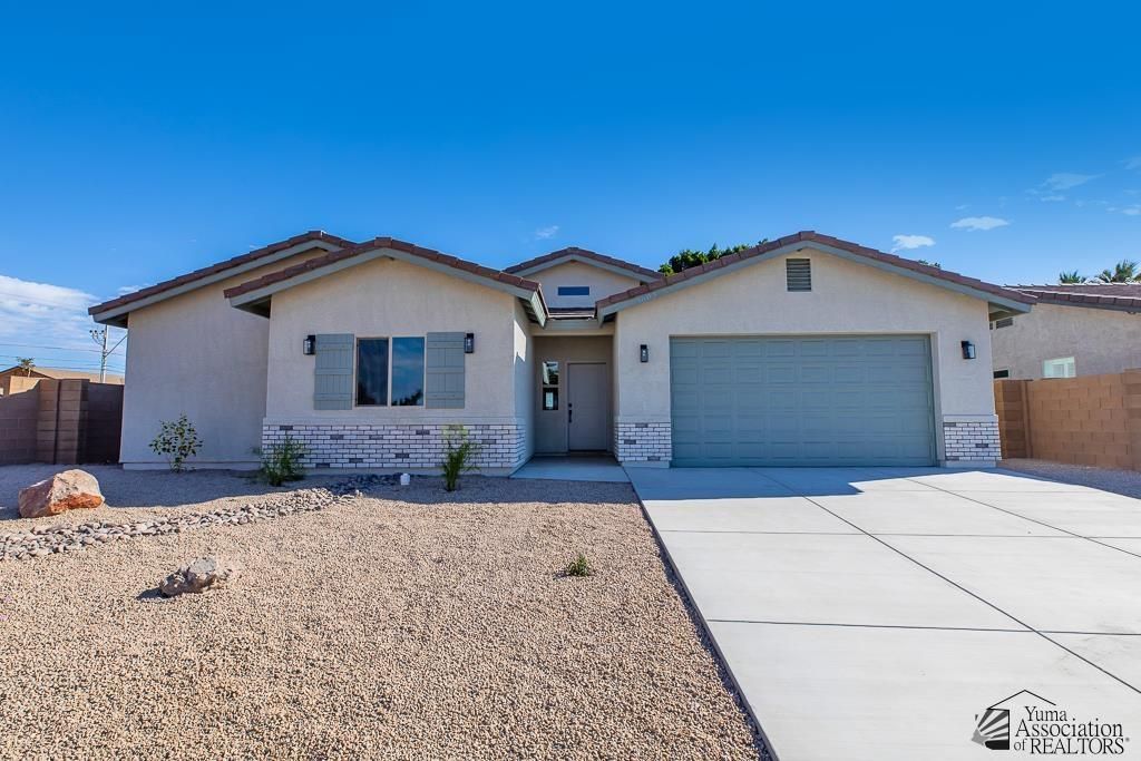 1603 S 43 Dr, Yuma, AZ 85364