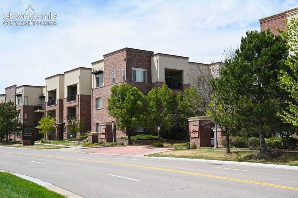 301 Inverness Way 307, Englewood, CO 80112 — exterior