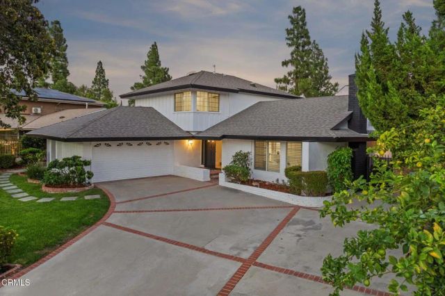 10856 Topeka Drive, Los Angeles, CA 91326