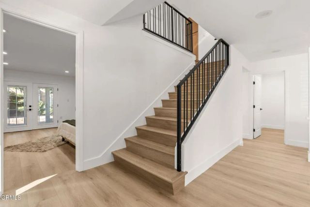 10856 Topeka Drive, Los Angeles, CA 91326
