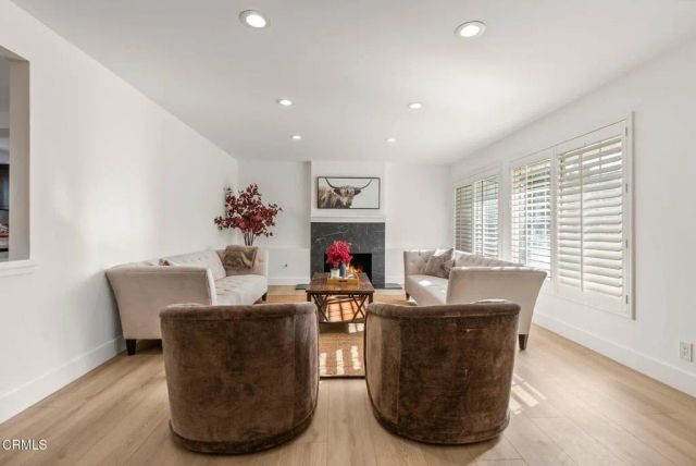 10856 Topeka Drive, Los Angeles, CA 91326