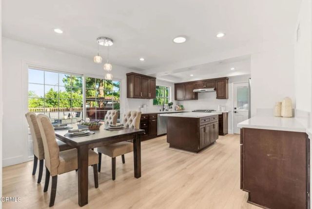 10856 Topeka Drive, Los Angeles, CA 91326