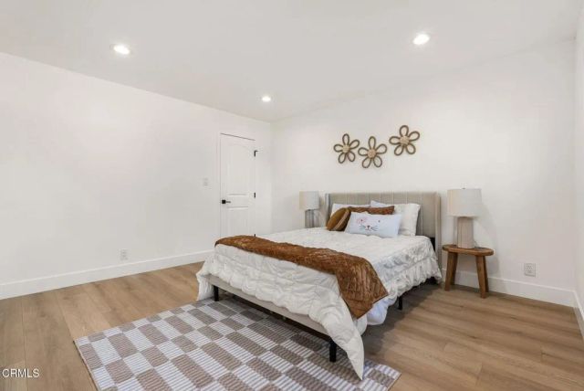 10856 Topeka Drive, Los Angeles, CA 91326