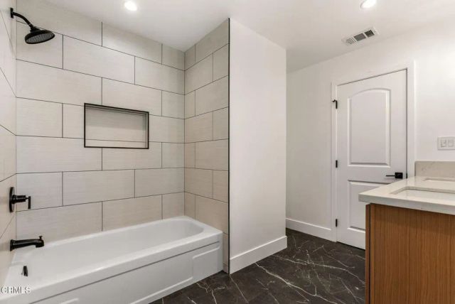 10856 Topeka Drive, Los Angeles, CA 91326