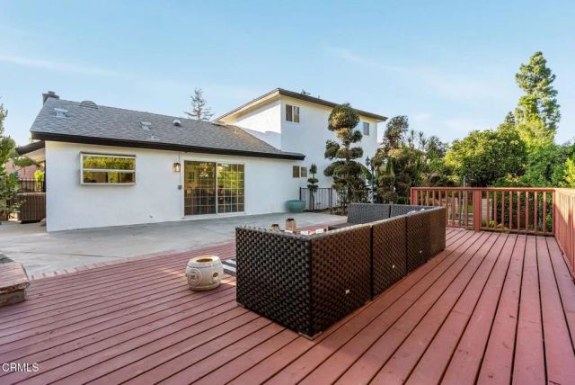 10856 Topeka Drive, Los Angeles, CA 91326