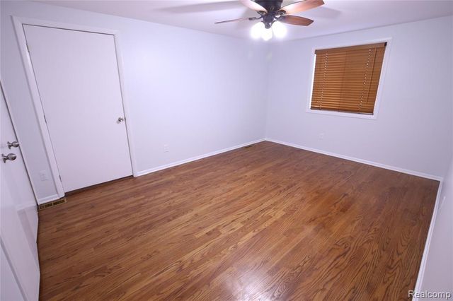 519 Berwyn Street, Dearborn Heights, MI 48127