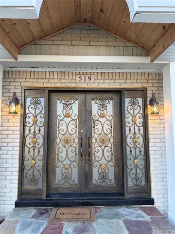 519 Berwyn Street, Dearborn Heights, MI 48127