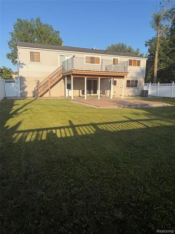 519 Berwyn Street, Dearborn Heights, MI 48127