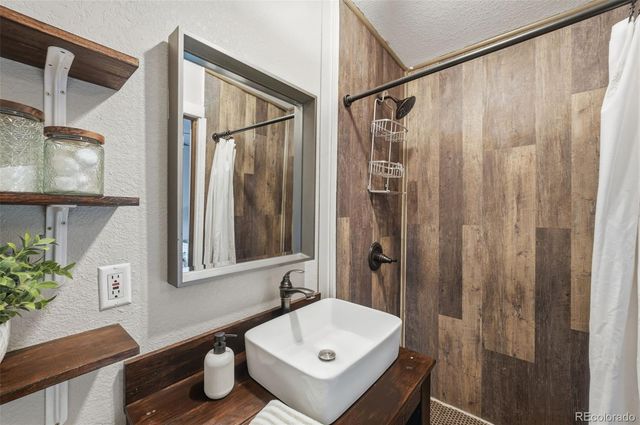 4448 Logan Street, Denver, CO 80216