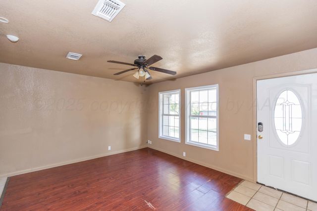 1023 Bowman Drive, Borger, TX 79007