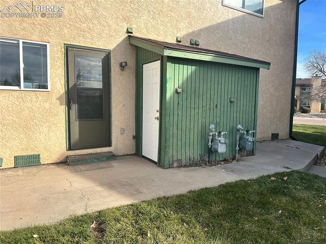 2476 Washo Circle, Colorado Springs, CO 80915