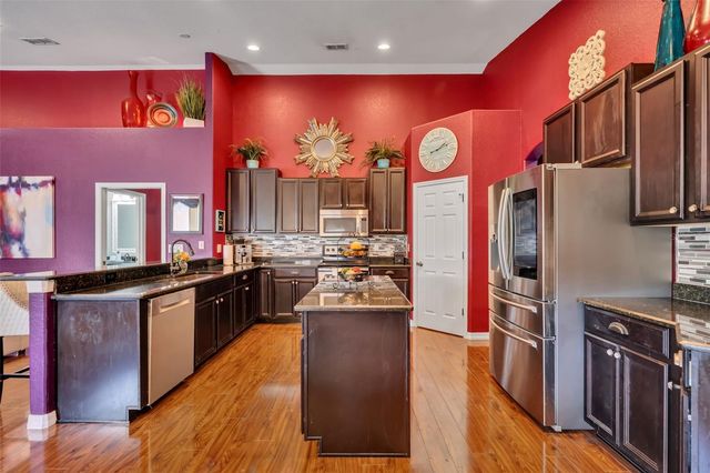 4946 NE 124TH ROAD, Oxford, FL 34484