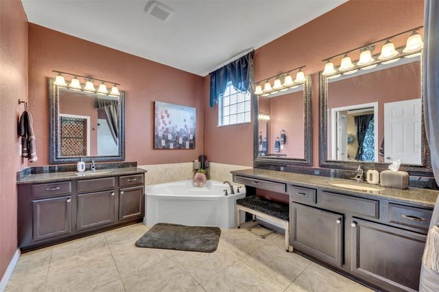 4946 NE 124TH ROAD, Oxford, FL 34484