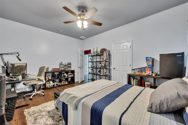4946 NE 124TH ROAD, Oxford, FL 34484