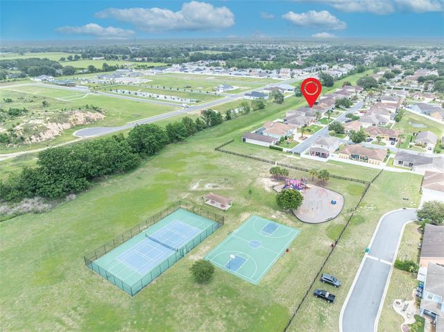 4946 NE 124TH ROAD, Oxford, FL 34484