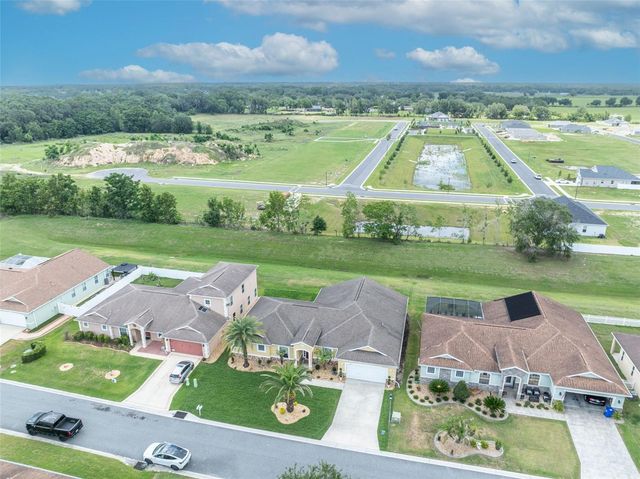4946 NE 124TH ROAD, Oxford, FL 34484
