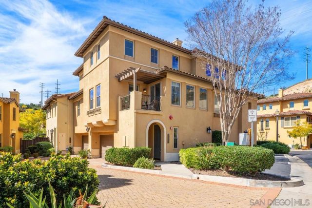 9213 Piantino Way, San Diego, CA 92108